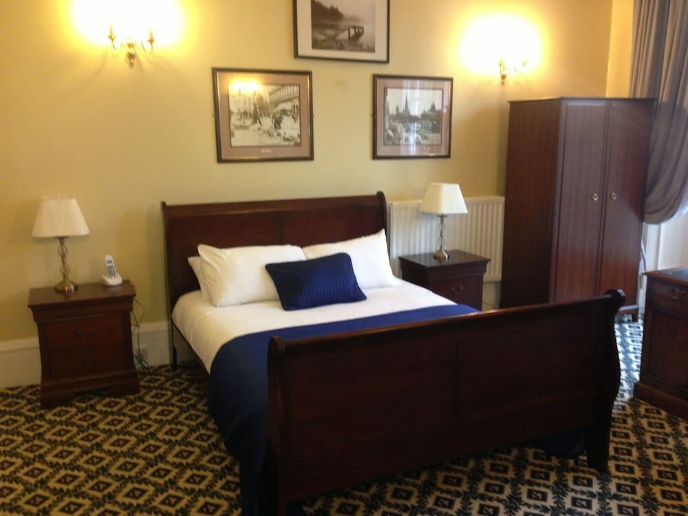 Фото Отель Edinburgh Thistle