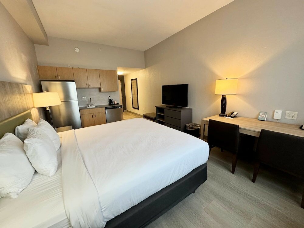 Фото Country Inn & Suites by Radisson, Port Charlotte, Fl