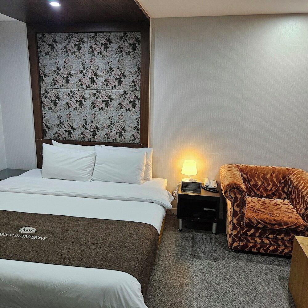 Фото Hotel Symphony