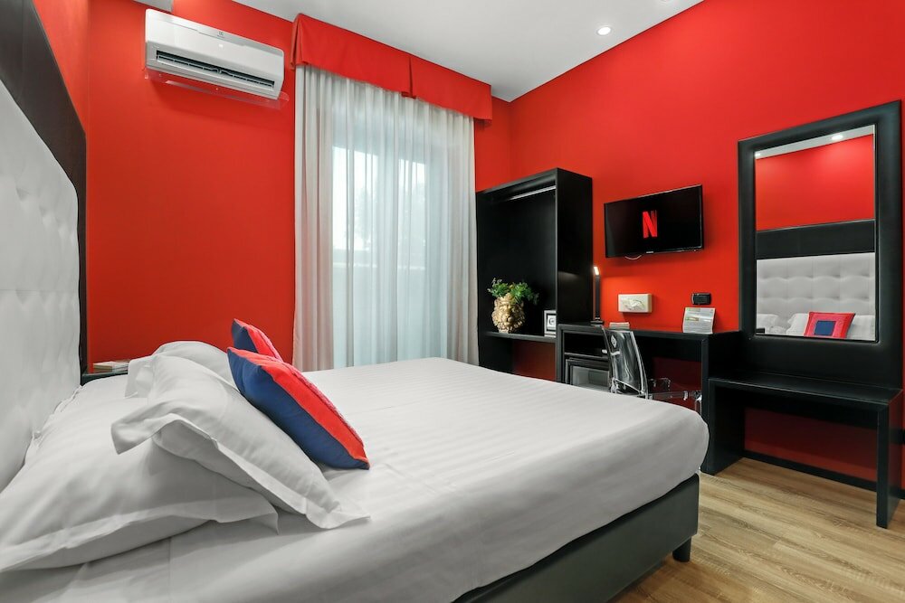 Фото Reggia Suite SPA Hotel