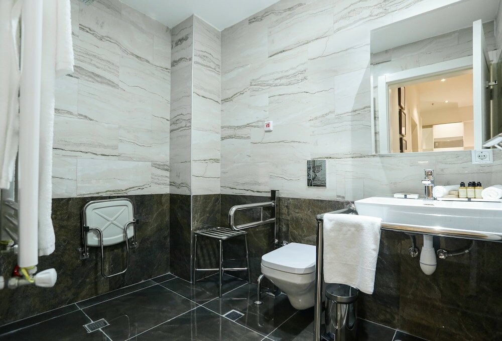 Фото Somerset City Centre Atyrau