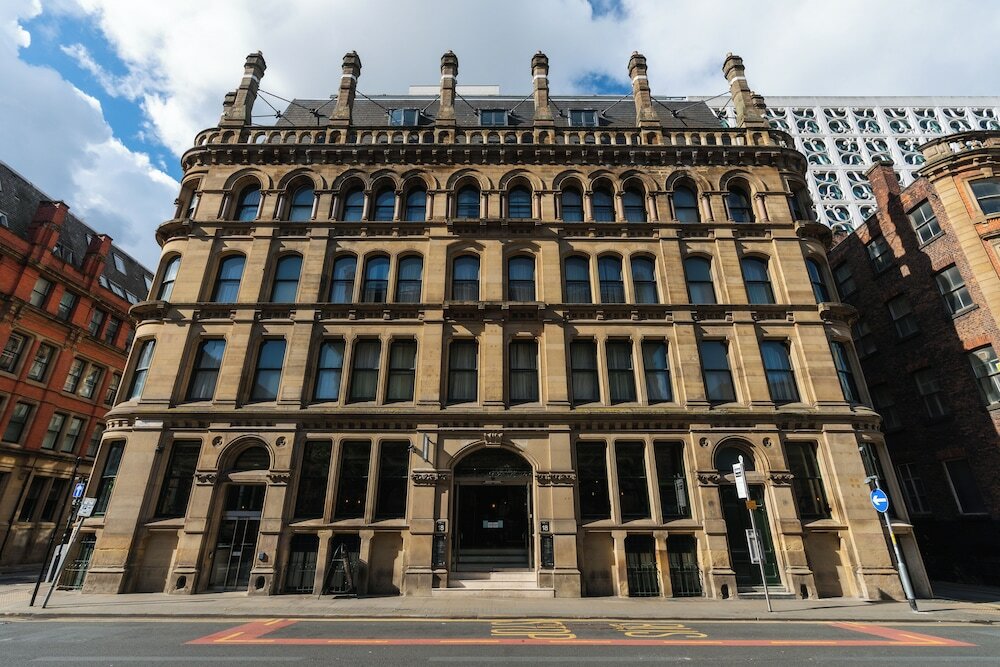 Фото отеля 1