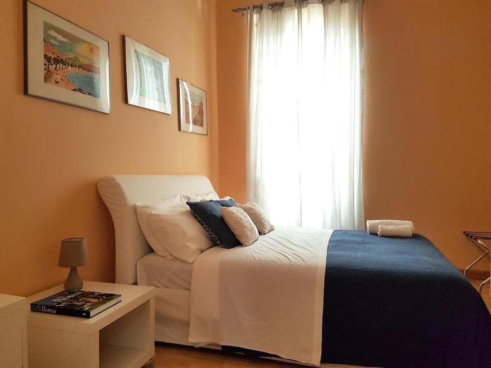 Фото A Casa Boschi Near Vatican Deluxe Junior Suite