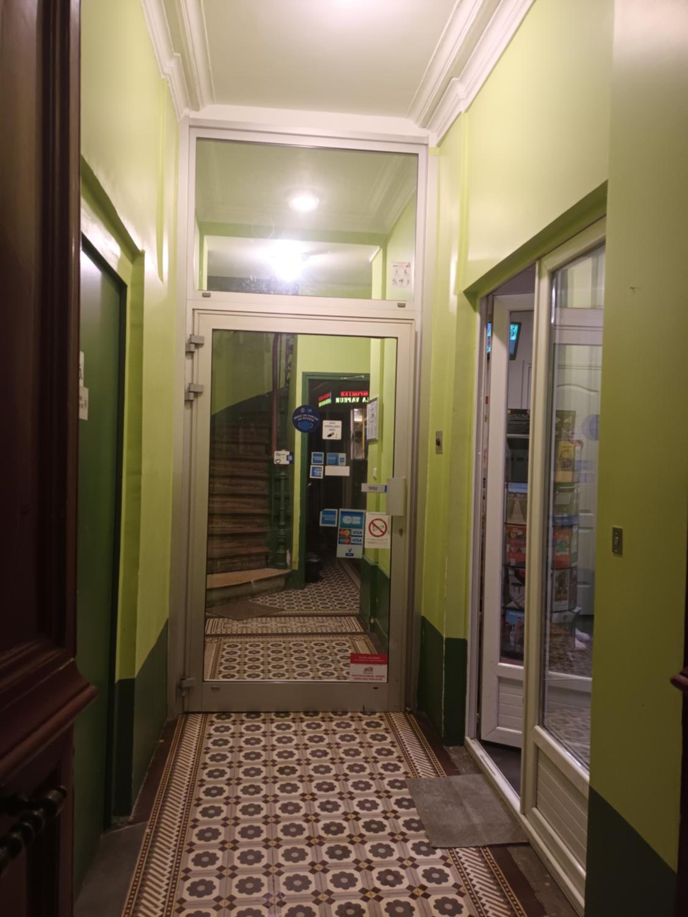 Фото Hôtel Azur Montmartre