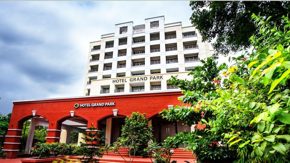 Фото Hotel Grand Park