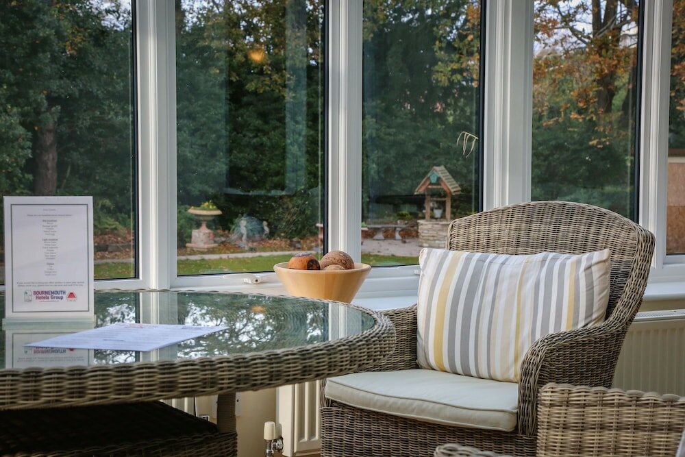 Фото The Grove Hotel