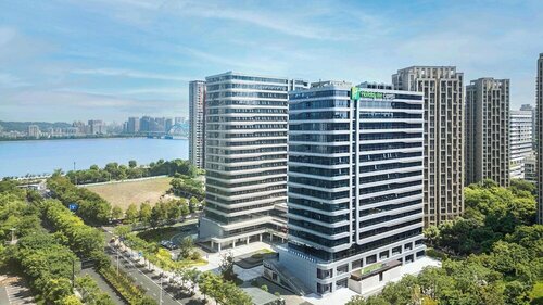 Hangzhou Langju Hotel