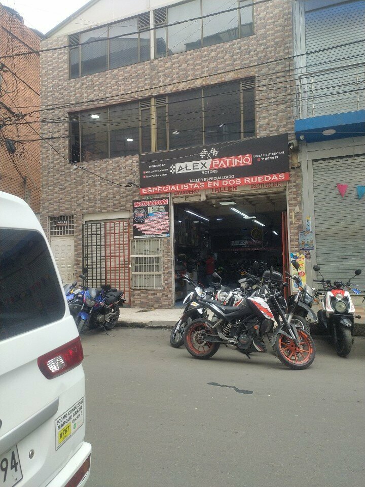 Motorcycle repair Alex Patiño Motors, Bogota, photo
