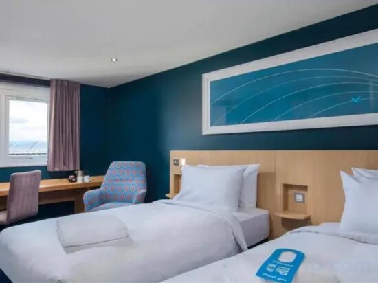 Фото Travelodge Croydon Central