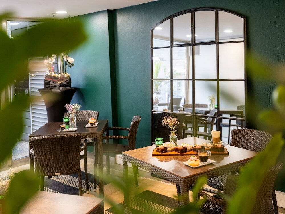 Фото Novotel Nantes Centre Gare