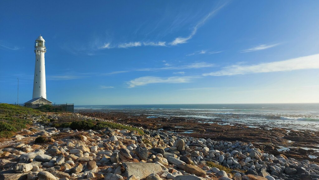 Landmark, attraction Slangkoppunt Lighthouse, Capetown, photo