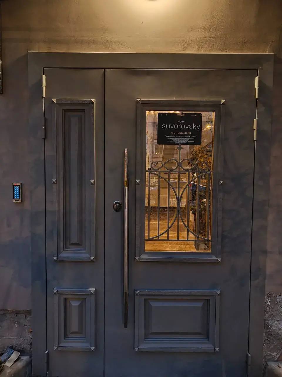 Фото Апарт-отель Suvorovsky