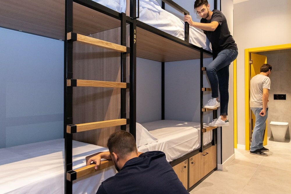 Фото Petit Hostel La Latina