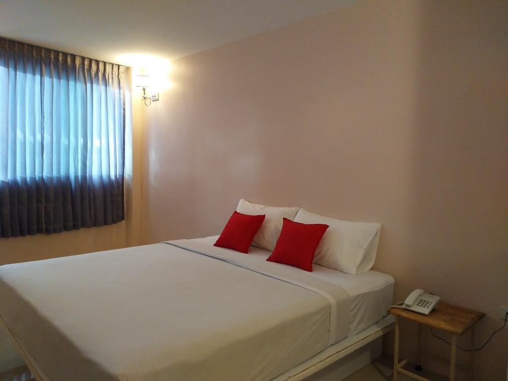 Фото Bird Room Hotel - Pratunam