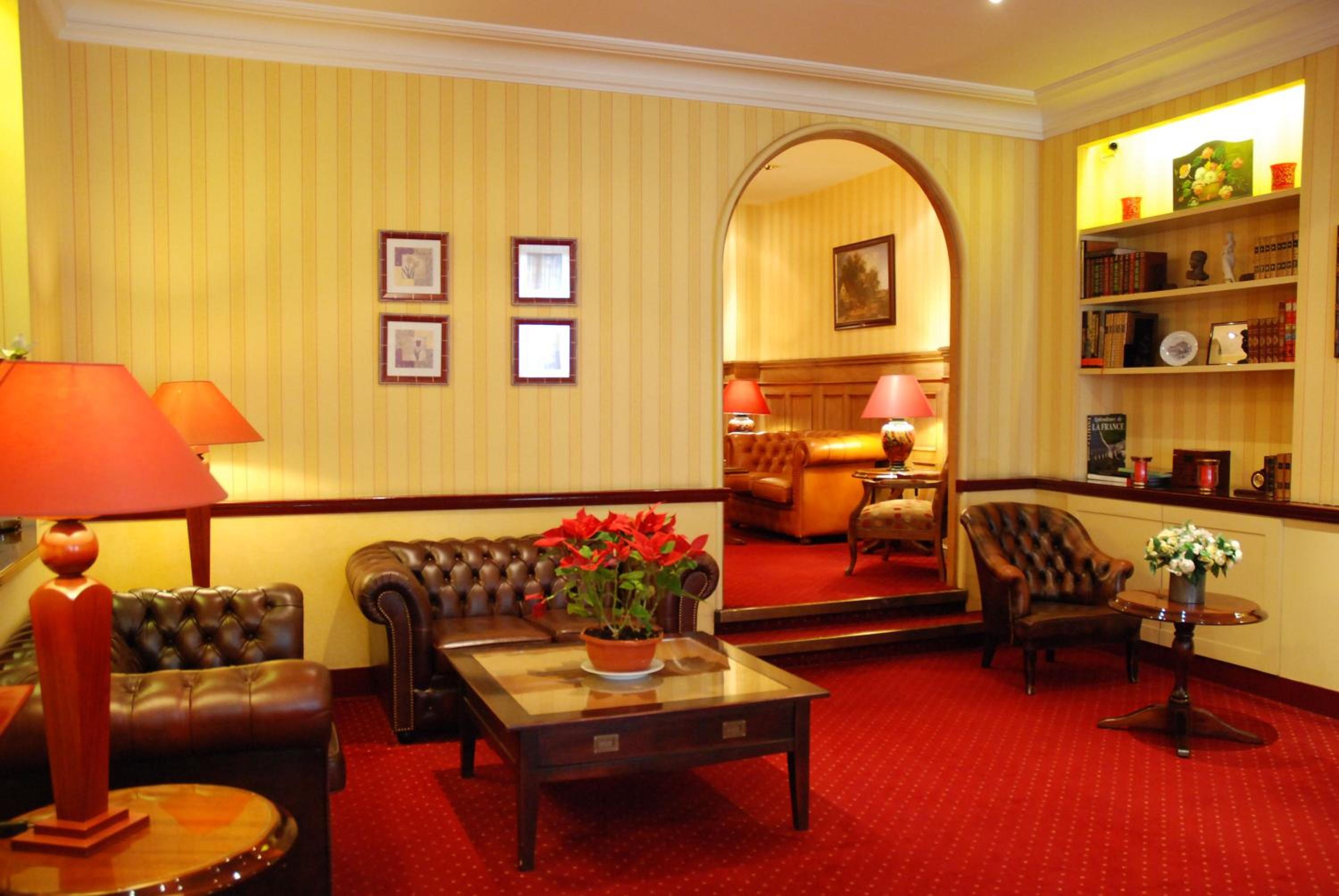 Фото Hôtel Du Pré