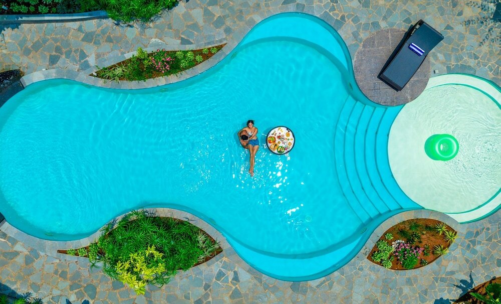 Фото Lotus Beach Resort
