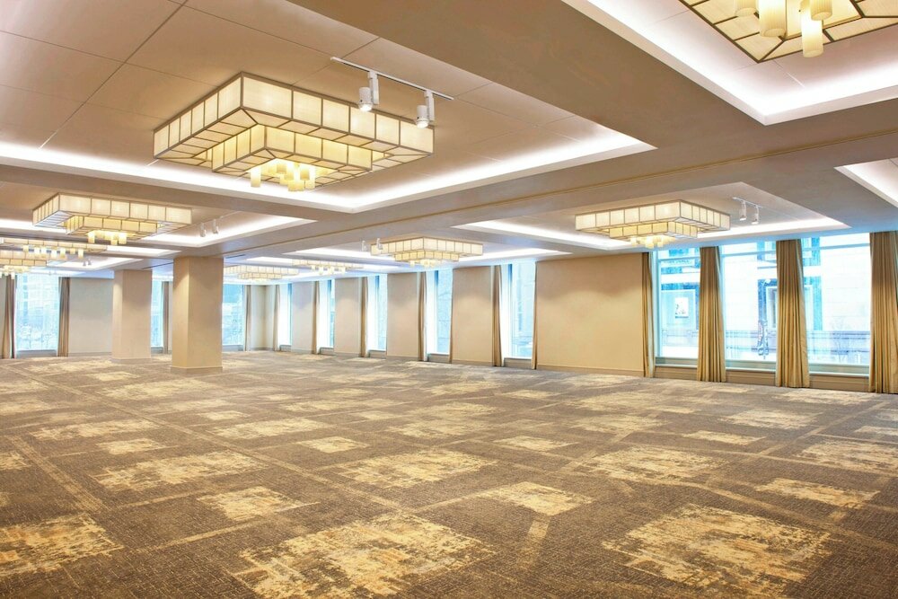 Фото The Westin Michigan Avenue Chicago