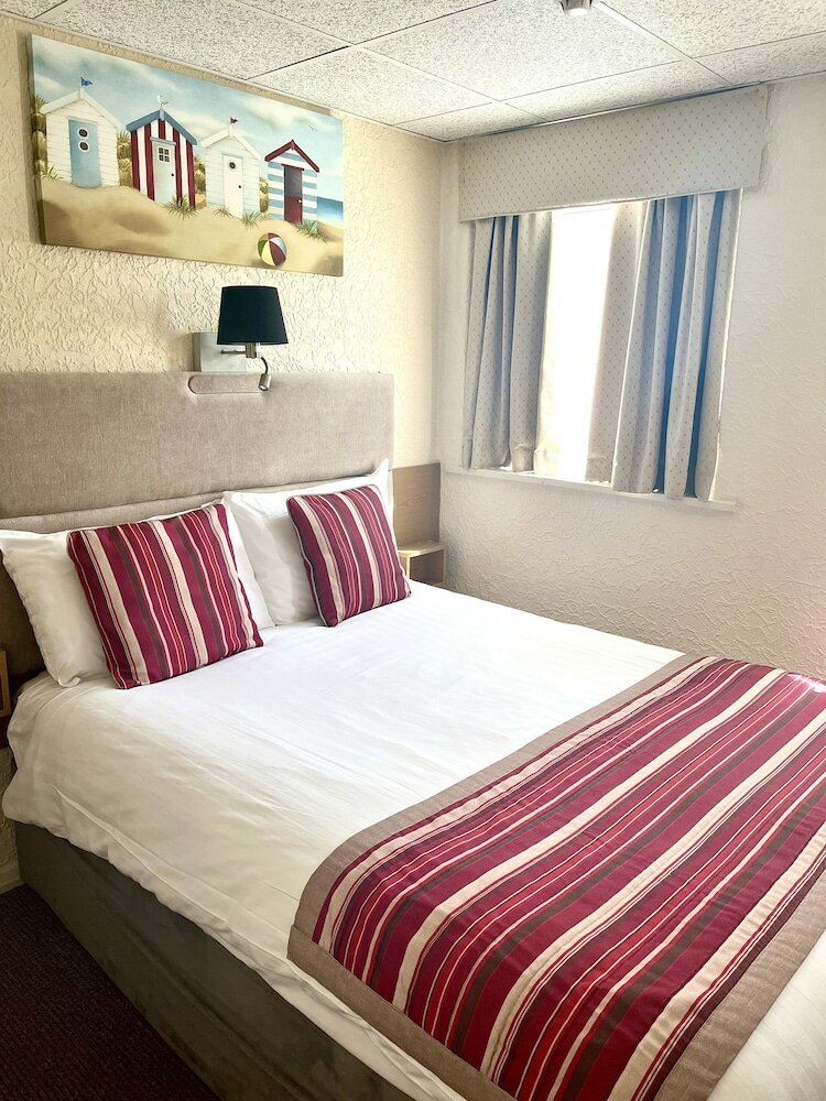 Фото Clifton Court Metro Hotel