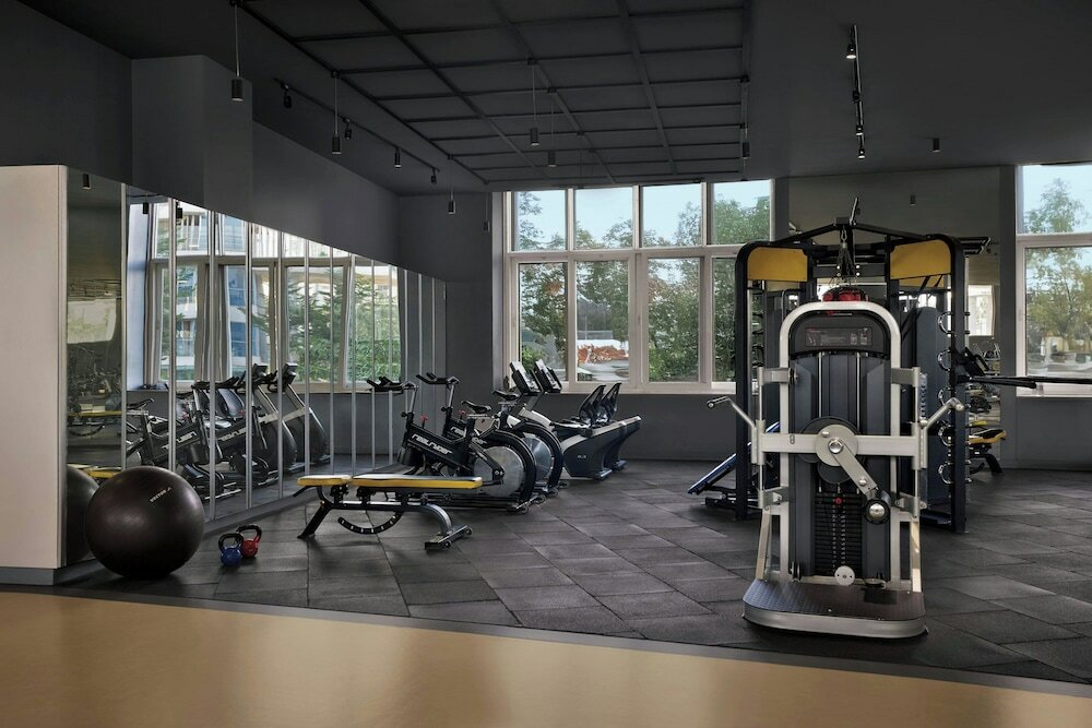 Фото Amanora The Fern Hotels & Club