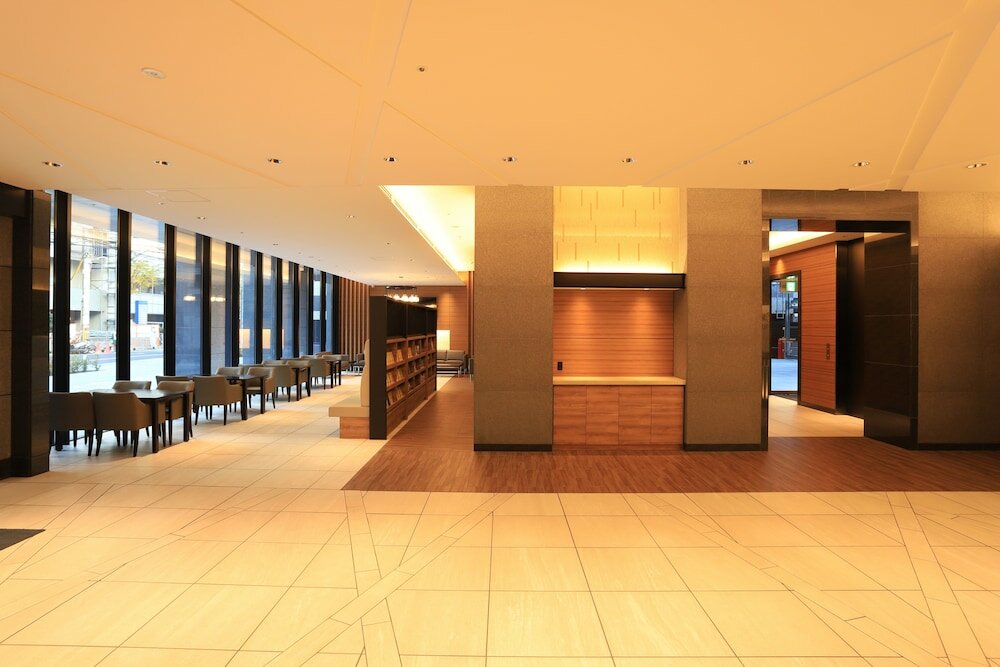 Фото Smile Hotel Premium Osaka Hommachi