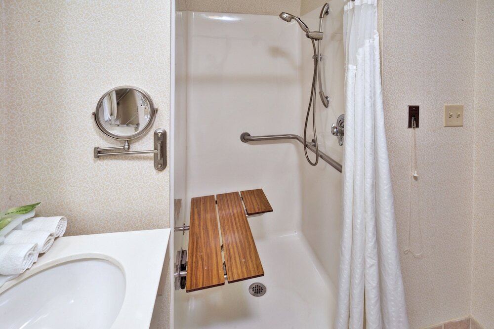 Фото Holiday Inn Express Breaux Bridge, an Ihg Hotel