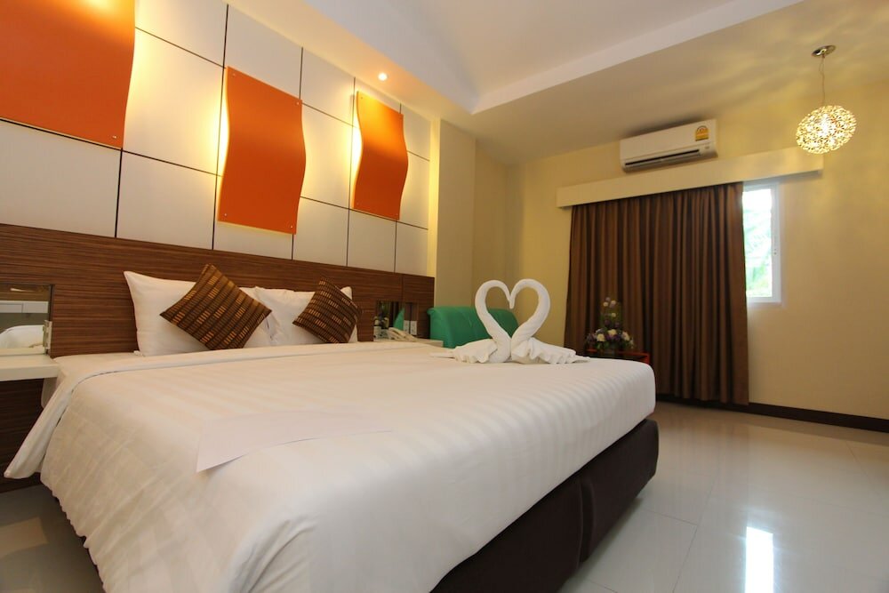 Фото Camelot Hotel Pattaya