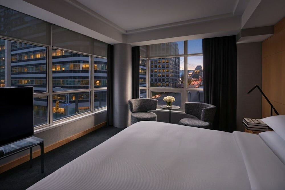 Фото SoHo Hotel Toronto