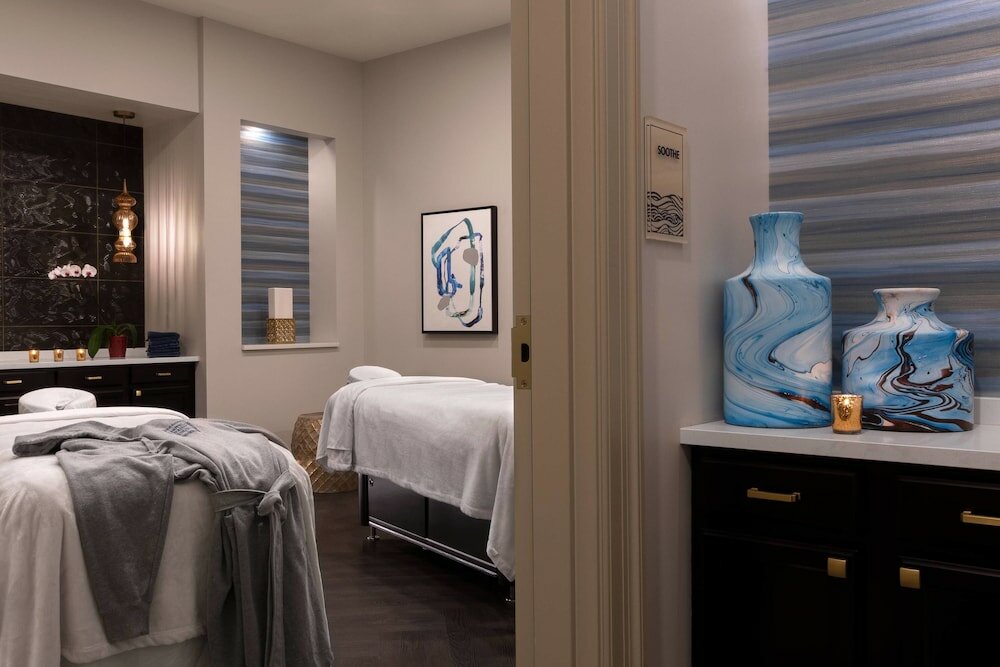 Фото Hotel Saint Louis, Autograph Collection