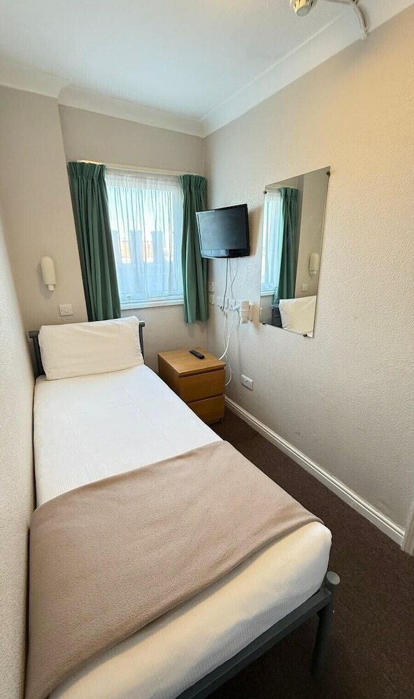 Фото Lords Hotel