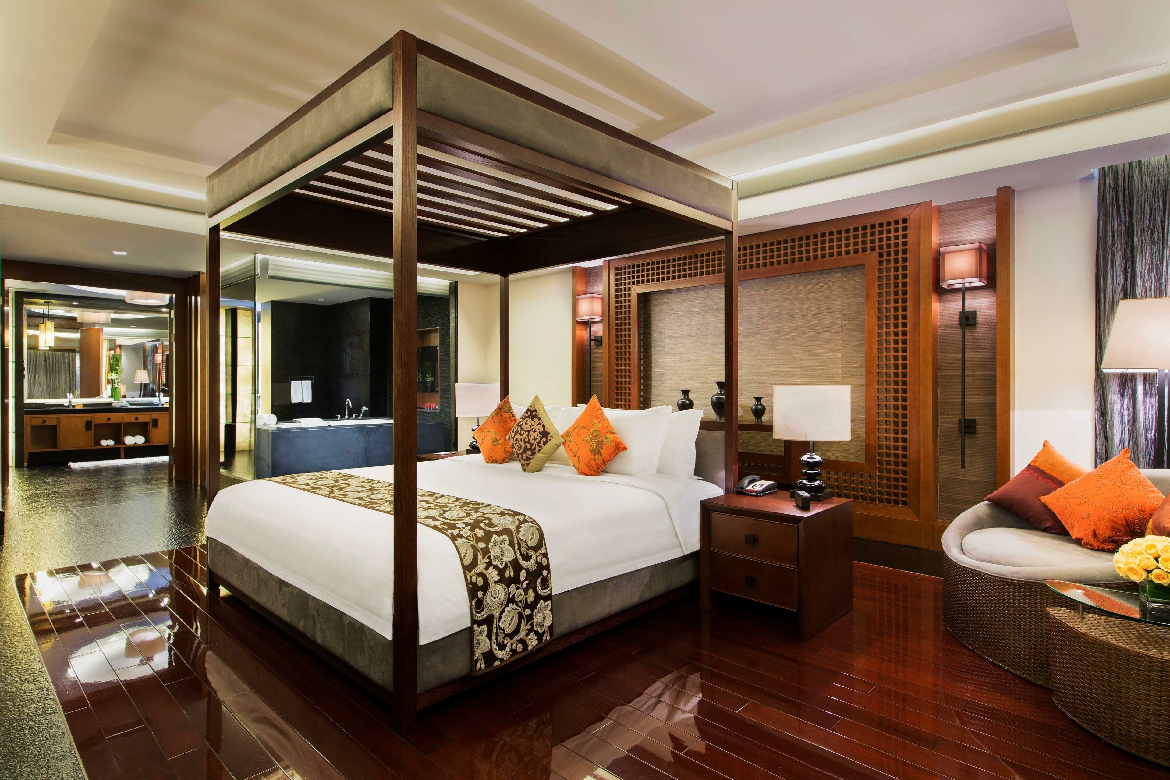 Фото Worldhotel Grand Dushulake Suzhou
