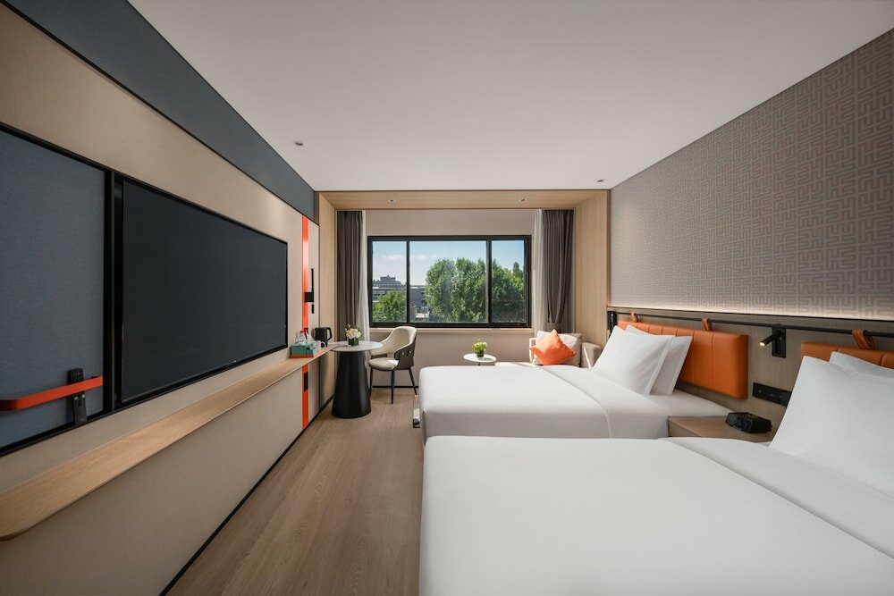 Фото Holiday Inn Express Beijing Downtown