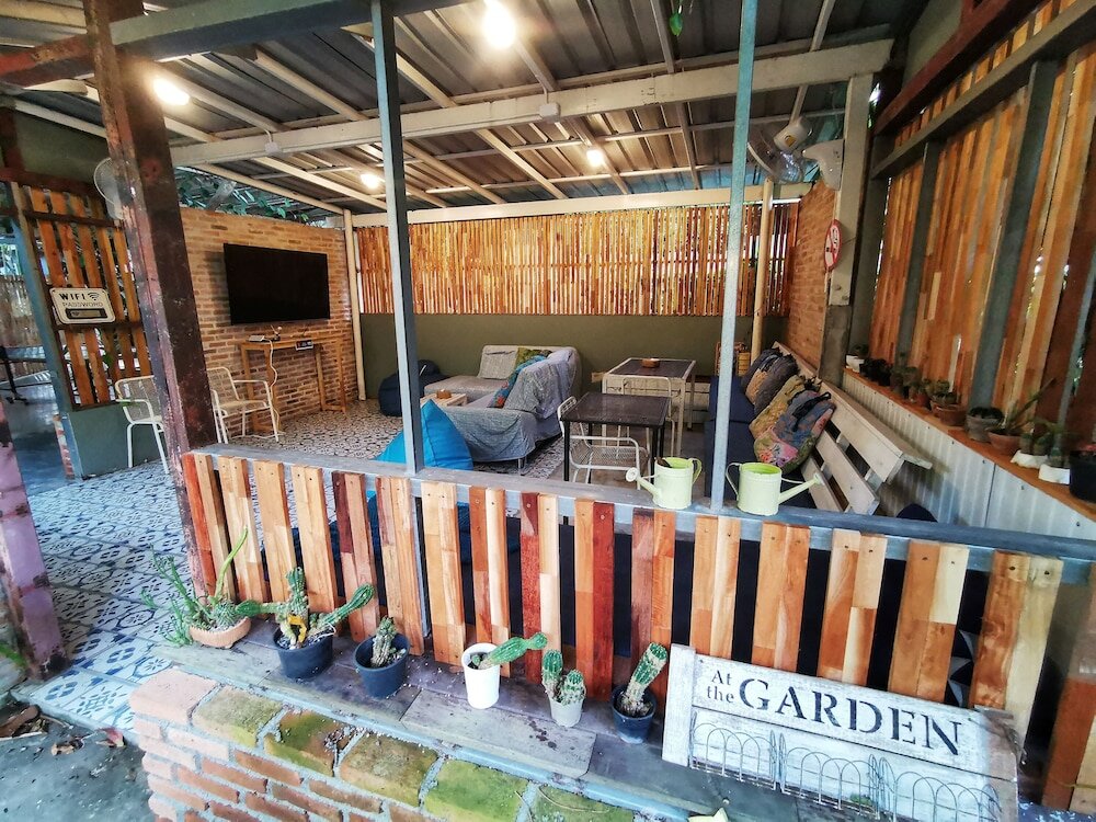 Фото Glur Hostel Aonang