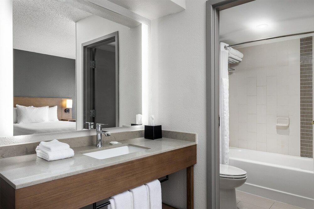 Фото Hyatt Place Orlando Airport