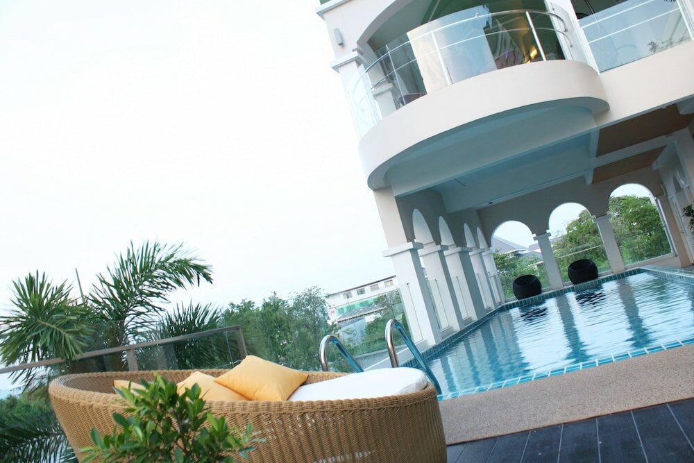 Фото Grand Lord Hotel