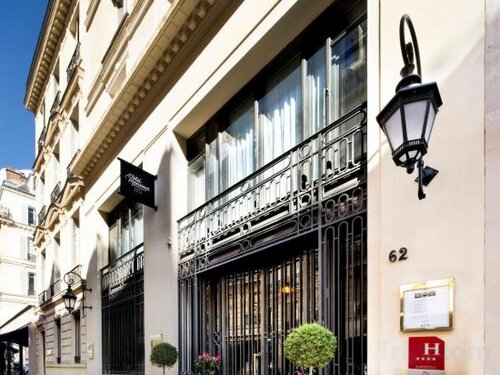 Внешний вид отеля Hôtel Monsieur & SPA в Париже, фото 1