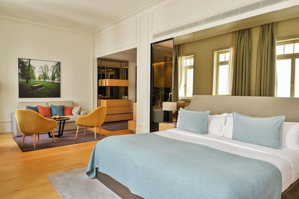 Фото Small Luxury Hotels of the World