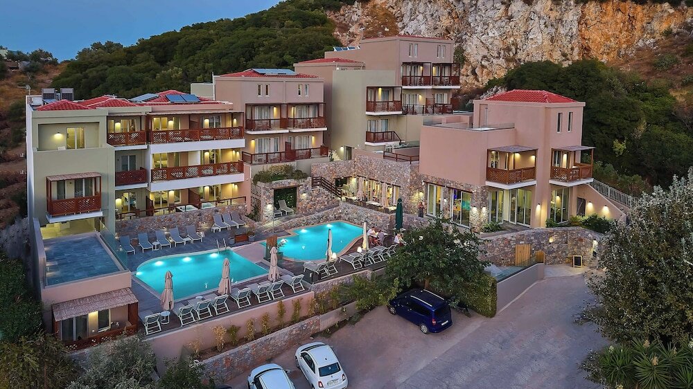 Фото отеля 1