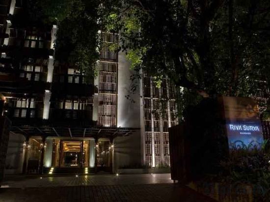 Фото Riva Surya Bangkok