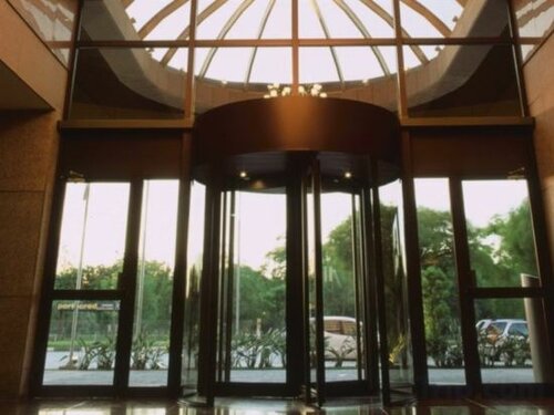 Внешний вид отеля Blue Tree Towers Millenium Porto Alegre в Порту-Алегри, фото 4