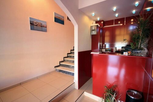 Внешний вид отеля Hotel Plaza в Эгине, фото 4