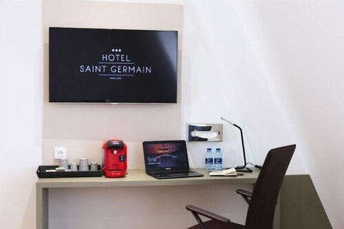 Гостиница Hôtel Le Saint Germain в Севране