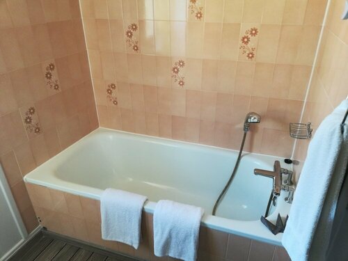 Гостиница Logis Hôtel de la Poste - Chez Cécile в Отёне