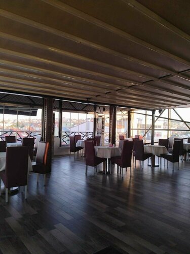 Гостиница Hotel Sahlan в Ушаке