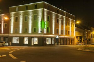 Гостиница Brit Hotel Mâcon Centre Gare