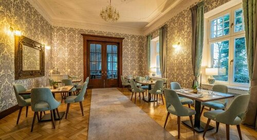 Гостиница Hotel Dębowy Biowellness & SPA в Беляве