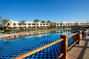 Гостиница Sunrise Arabian Beach Resort в Шарм-эль-Шейхе