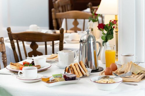 Гостиница Shelleven Guest House в Бангоре