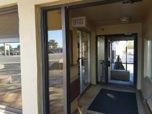 Гостиница Attleboro Motor Inn в Потакете
