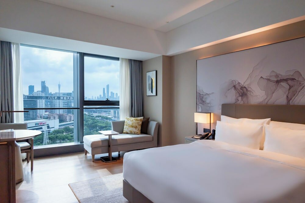 Фото Ln Dongfang Hotel Pazhou