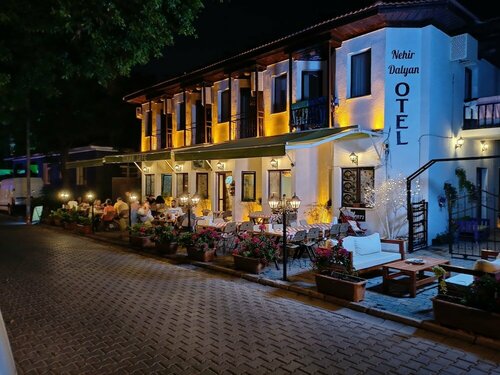 Nehir dalyan otel